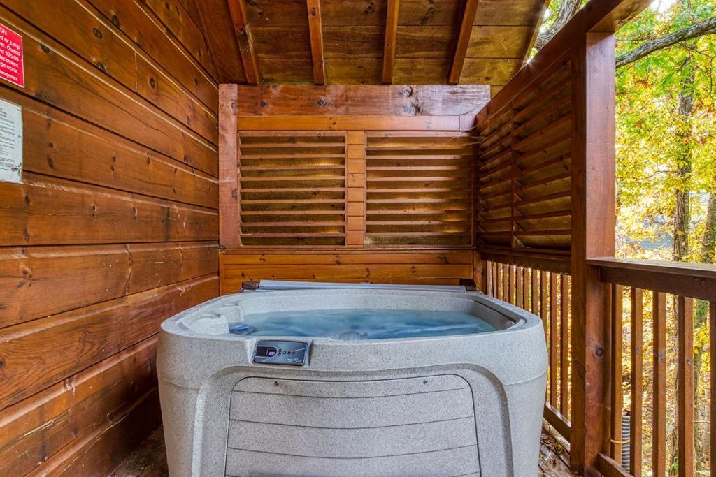 The Nut House, Hot Tub, Game Room, Wifi, 1089 Free Tickets Each Paid Day, Dollywood And More! Pigeon Forge Exteriér fotografie