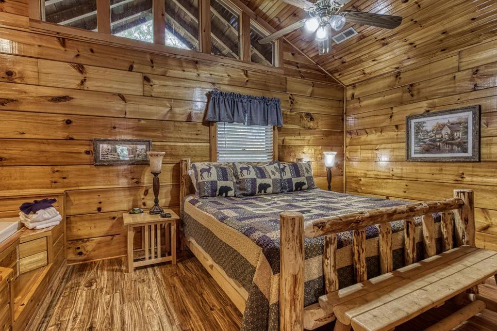 The Nut House, Hot Tub, Game Room, Wifi, 1089 Free Tickets Each Paid Day, Dollywood And More! Pigeon Forge Exteriér fotografie