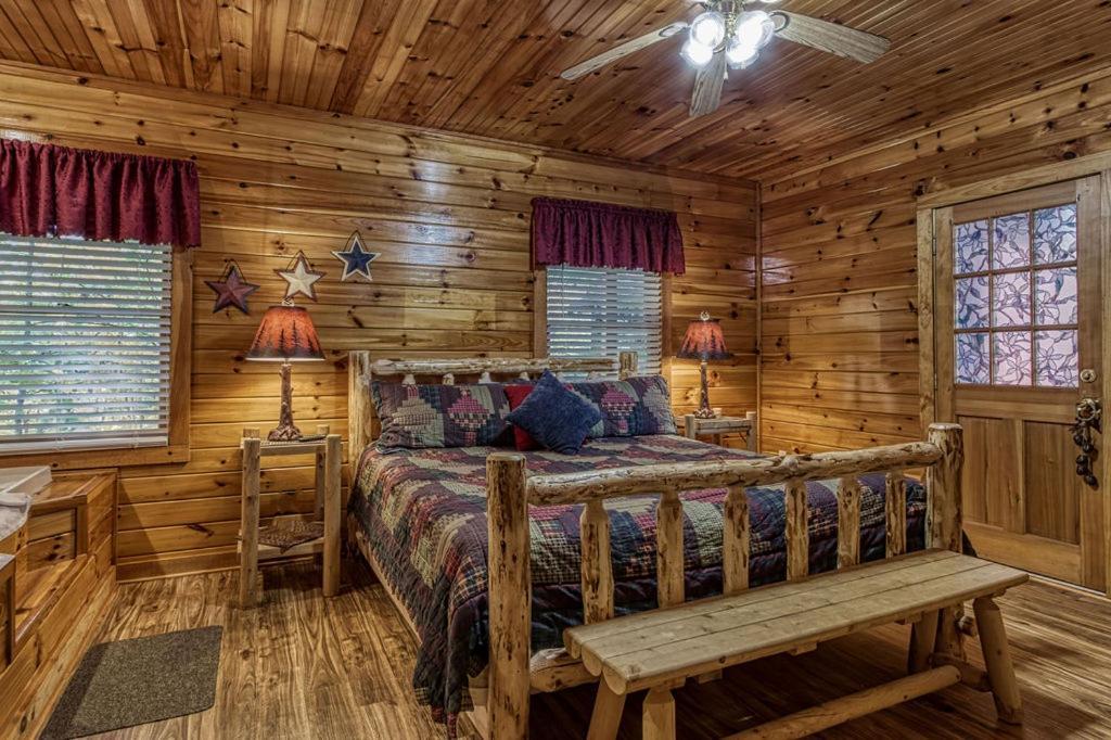 The Nut House, Hot Tub, Game Room, Wifi, 1089 Free Tickets Each Paid Day, Dollywood And More! Pigeon Forge Exteriér fotografie