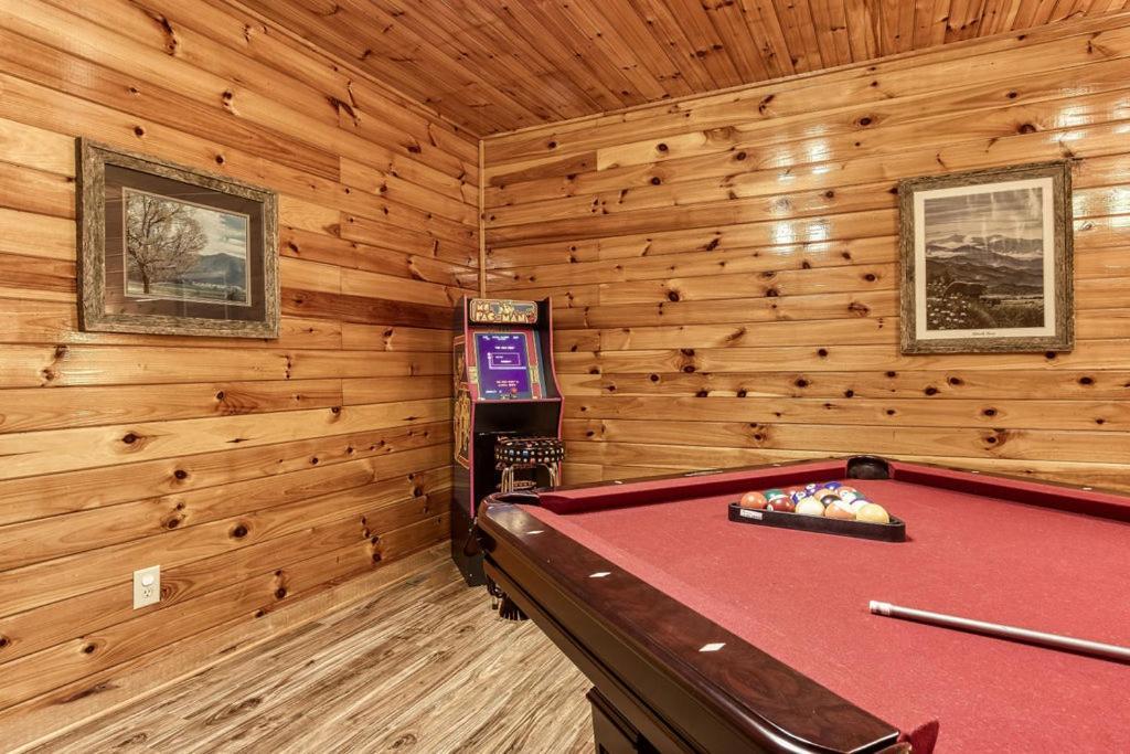 The Nut House, Hot Tub, Game Room, Wifi, 1089 Free Tickets Each Paid Day, Dollywood And More! Pigeon Forge Exteriér fotografie