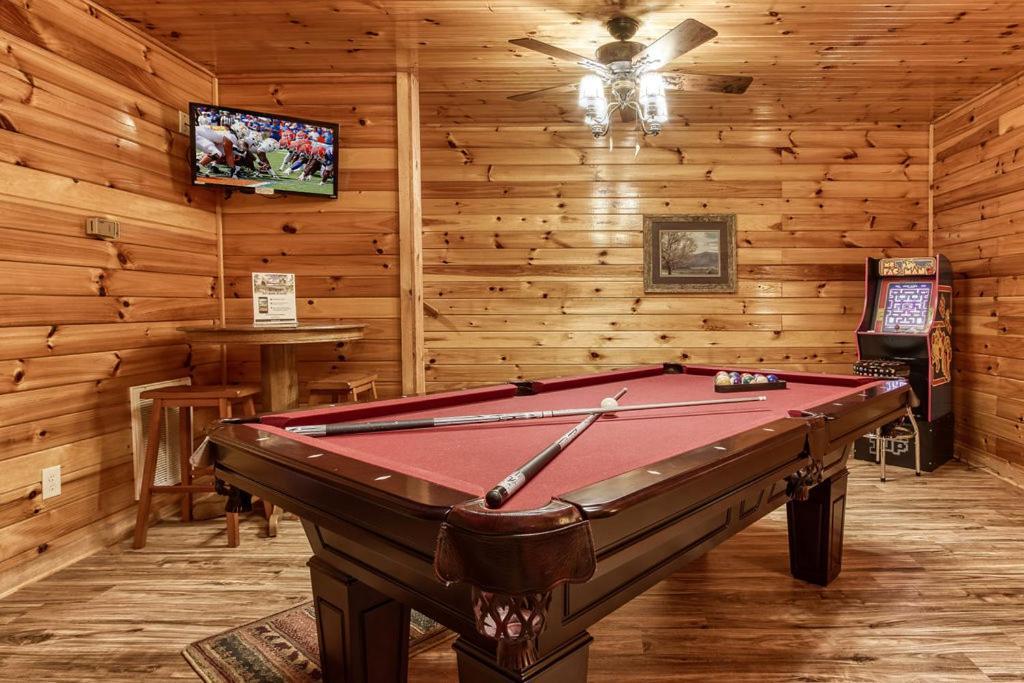 The Nut House, Hot Tub, Game Room, Wifi, 1089 Free Tickets Each Paid Day, Dollywood And More! Pigeon Forge Exteriér fotografie